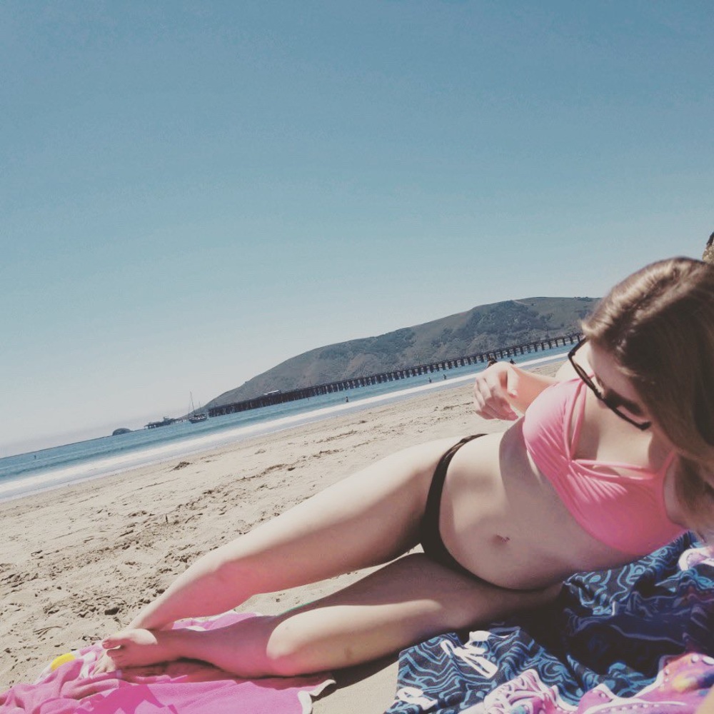 Pink bikini - Picture 2 of 4